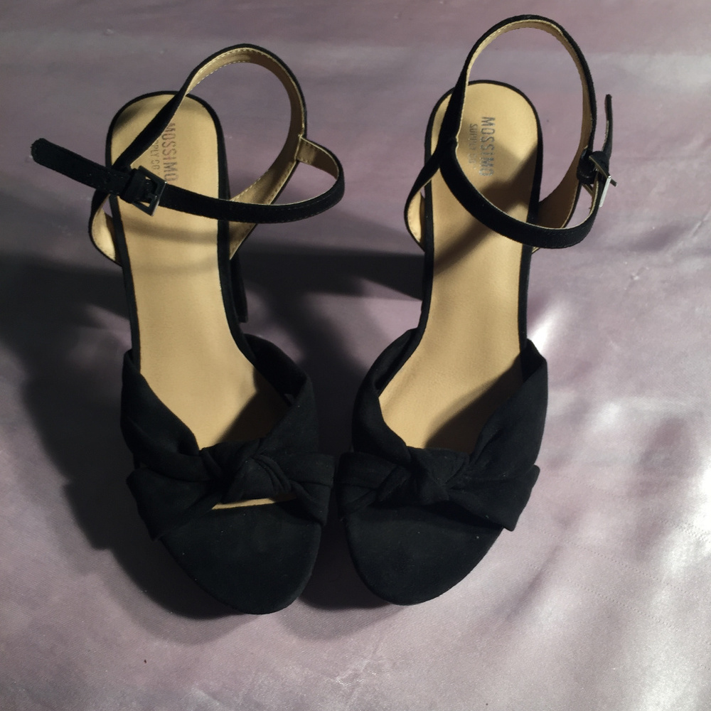 Black Chunky Heels